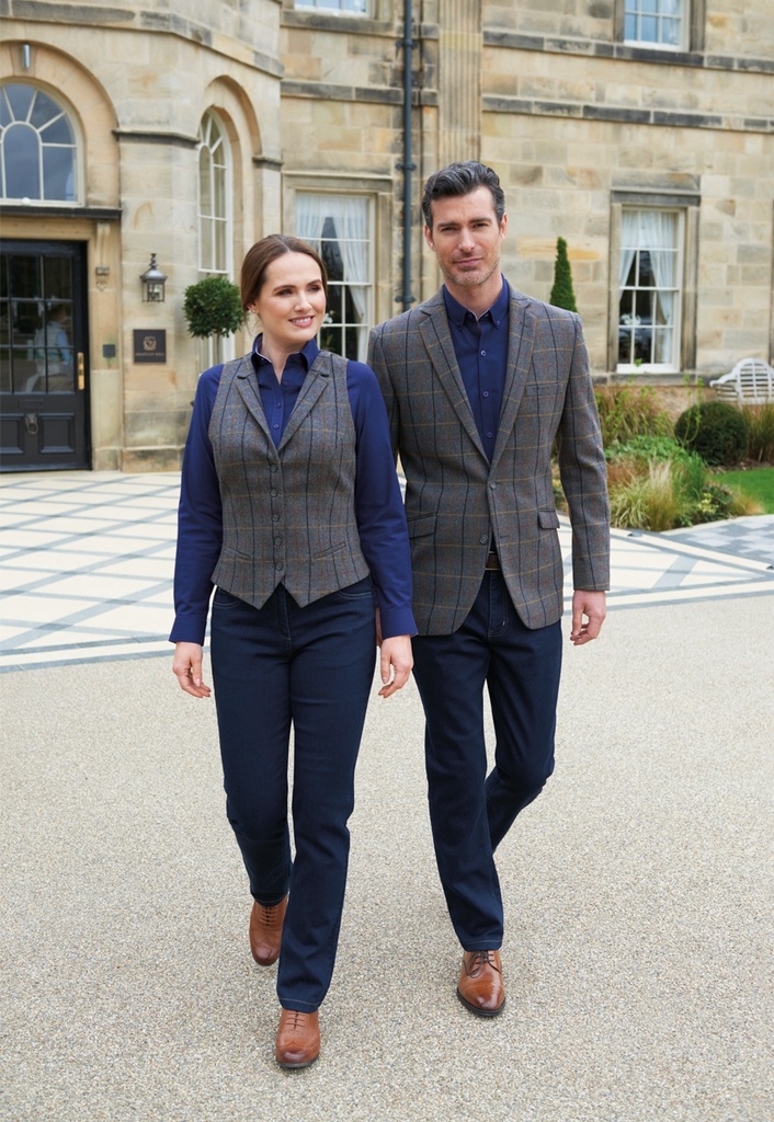 https://www.brooktaverner.com/media/catalog/product/b/o/boulder-jean-black2_1.jpg
